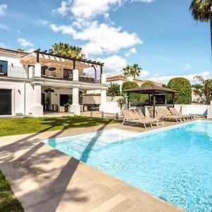 New Zacaluca Pool Sauna & Gym - Happy Marbella