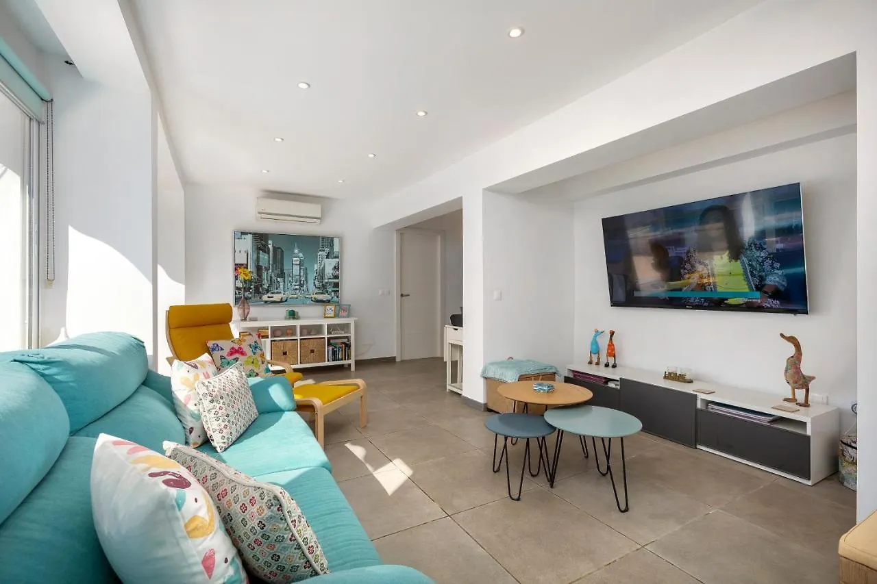 Spanish Style, Elegant 3 Bedroom Villa - 5 Minutes From The Beach! 마르베야 0*,